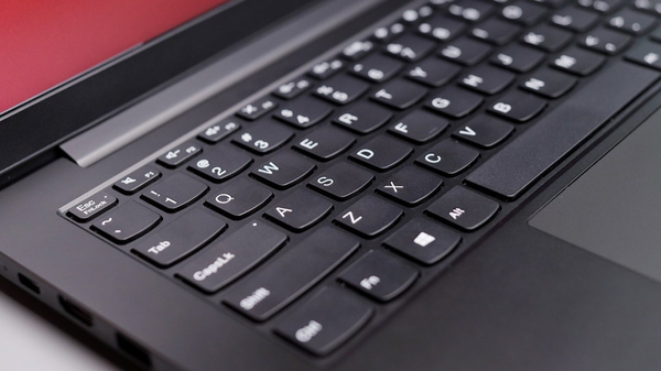 Win10台式电脑的风扇声音太大怎么办？五招帮你轻松解决烦人的噪音问题！