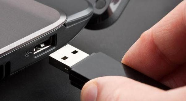 组装电脑后怎么安装系统?小白一键重装系统来搞定